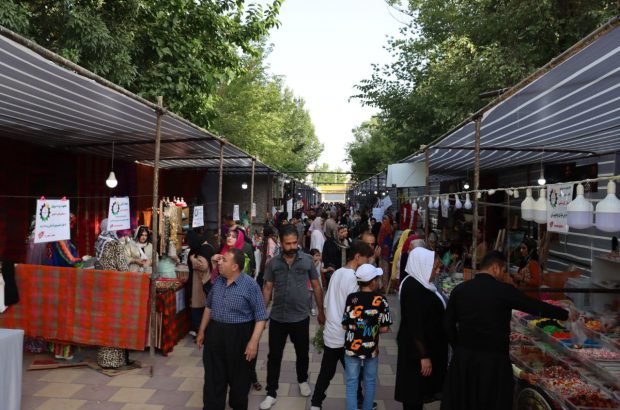 رپایی نمایشگاه صنایع دستی( ژنانی نەخشین) در سقز